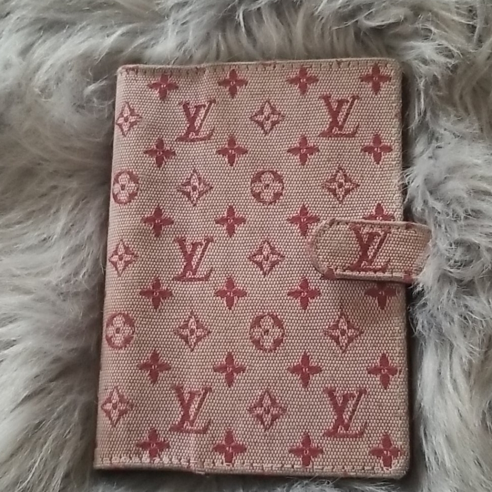 AUTHENTIC vintage Louis Vuitton PM mini planner